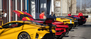 Ferrari і Rolls-Royce доставляють авто клієнтам літаками через військові дії в Перській Затоці