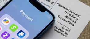 Apple Pay, Google Pay, PayPal будуть розглядатися як банки