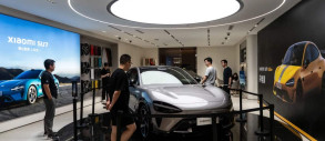 Xiaomi випускає позашляховик вартістю 35 000 доларів, щоб конкурувати з Model Y від Tesla в Китаї