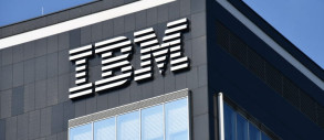 Акції американської технологічної компанії IBM впали найбільше з 1968 року