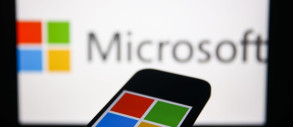 Microsoft розглядала вихід із Китаю через геополітичні ризики, але вирішила залишитися